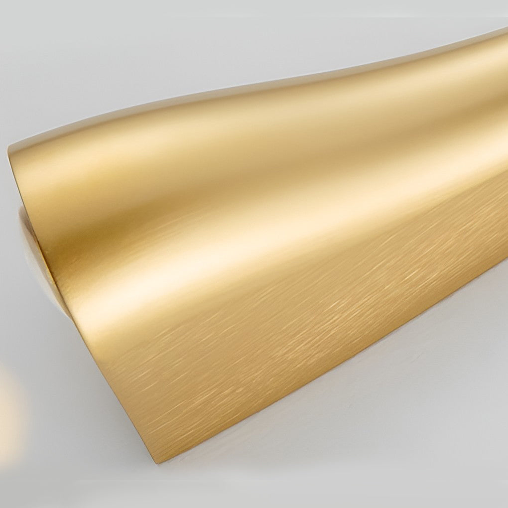 LumiBriljant LED-væglampe | Moderne metalfinish | Dobbelt lysretning | Elegant design | Energieffektiv | Mål 15x10x5 cm | Elektrolytisk metal