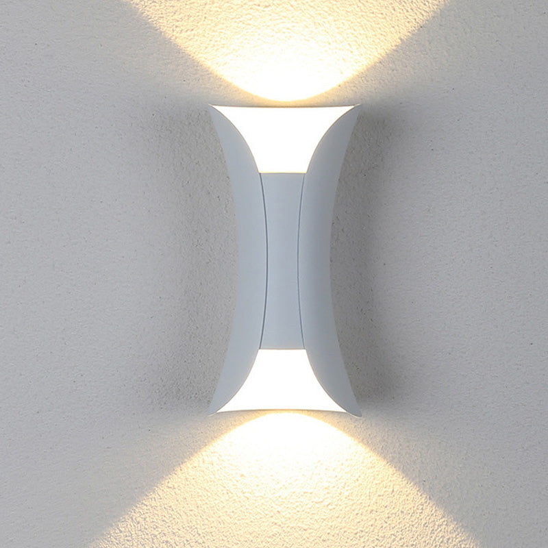 Judith | Wall Lamp