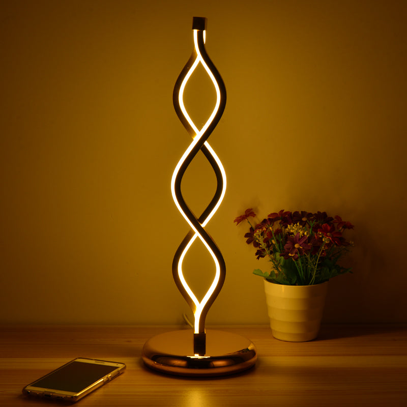 LED Bordlampe | Moderne Art Deco Design | Varm Glød | Guld Finish | Bølget Støbejernsstruktur | Energieffektiv | Højde 45,7cm | Inkluderet LED Pære