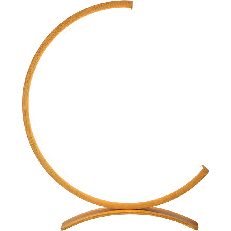 Minimalistisk C-formet LED-lampe | Justerbar lysintensitet | Aluminum design | Sort, hvid, træ | 38,1 cm høj | Dansk