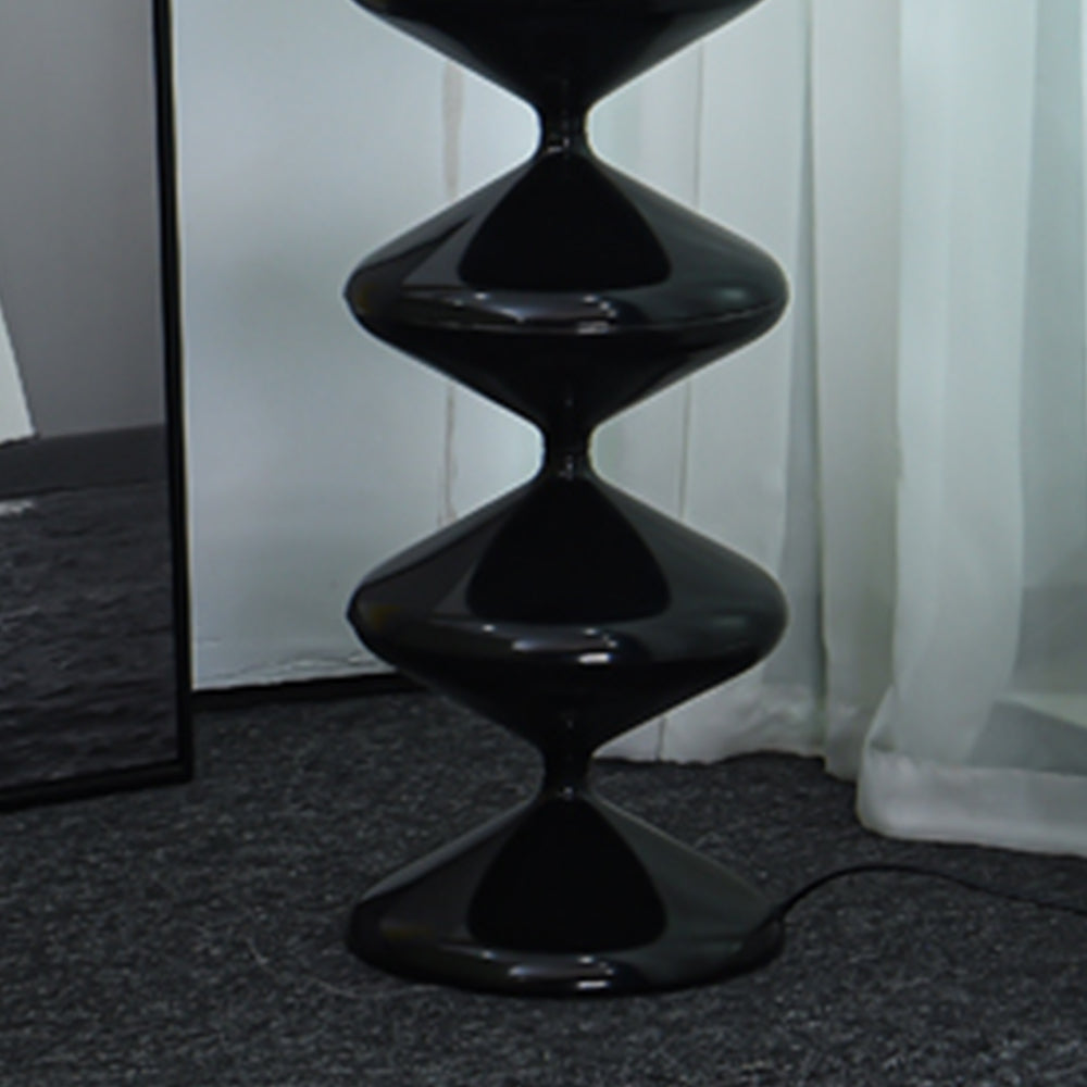 Velonia gulvlampe | Elegant og moderne belysning | Slankt design til stue og kontor | Stilfuld stemning | Holdbare