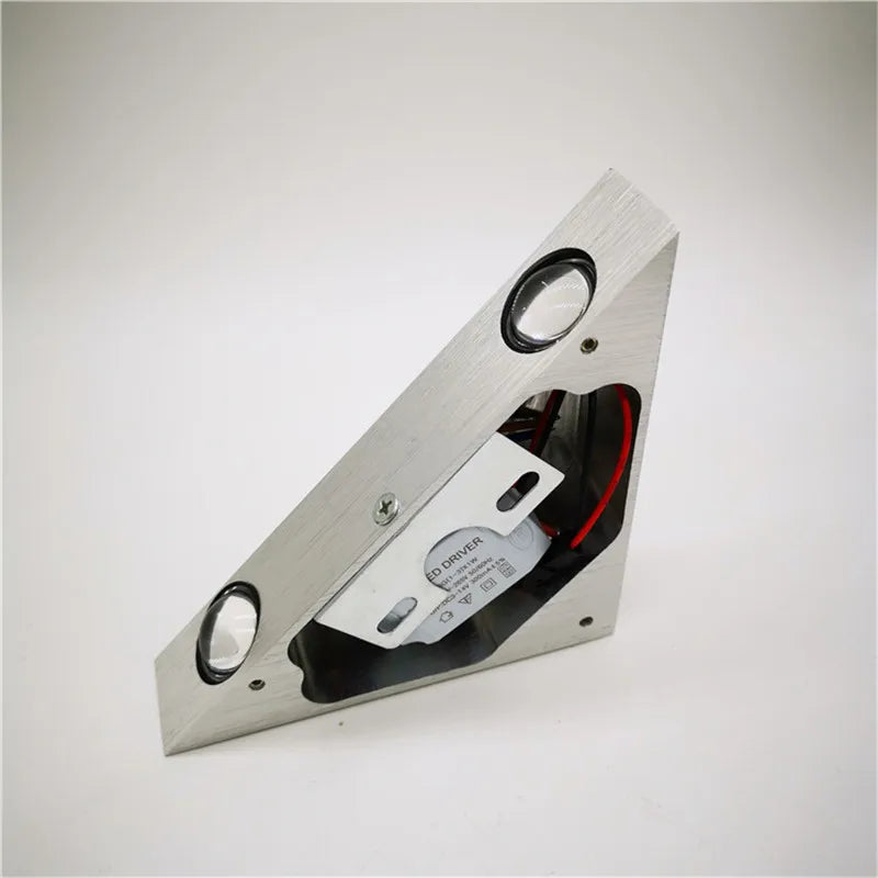 LuminousFence | Solcellelampe til Haven | Automatisk Tænd/Sluk | Lang Levetid | Nem Installation | Bæredygtig