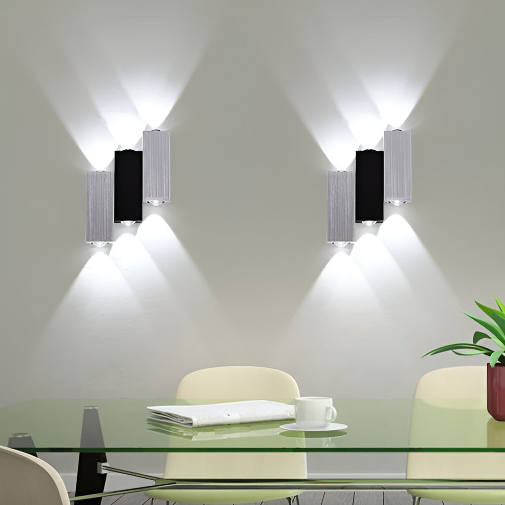 Rektangulær LED Væglampe | Moderne Design | Op- og Nedlys | 20x10x5 cm | Aluminium | Energieffektiv | Varm Atmosfære | Indendørs