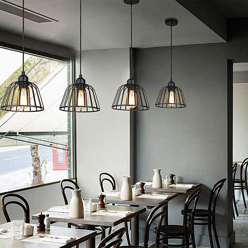 Sort LED jernlampe | Retro industriel design | Justerbar højde | Velegnet til spisestue og køkken | Diameter 18-40 cm | Varmt hvidt lys | Moderne