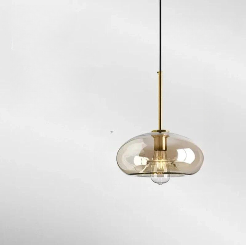 Nordisk Design Glaspendel | Skandinavisk Minimalisme | Atmosfærisk Belysning | Holdbar Kvalitet | E27 Fatning | Glas og Metal | Moderne Indretning