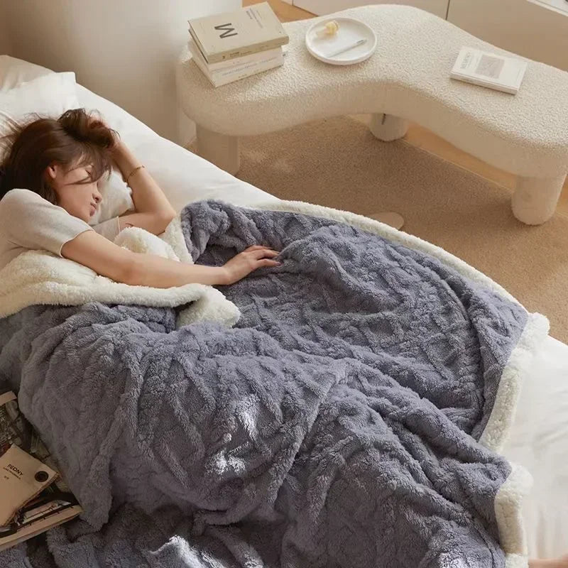 Lammeulds Vintertæppe | Ekstra Tyk & Isolerende Luksus | Komfort & Stil Til Koldere