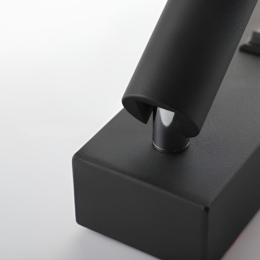 Luxi Light | Justerbar LED-væglampe | USB-opladning | Moderne design | Læseudelys | 30x10x5 cm | Metal | Indbygget