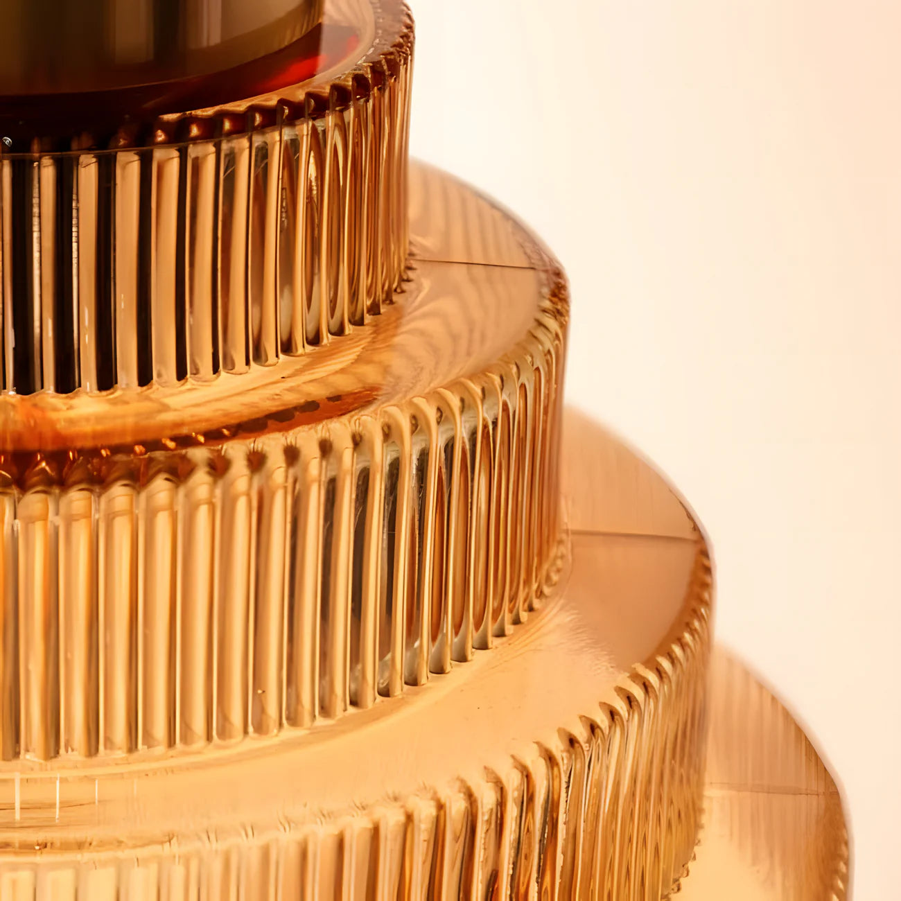 Clarity Loftlampe | Antik Messingflaske | Stribet Glas | Moderne Hængelampe | Køkken & Spisestue