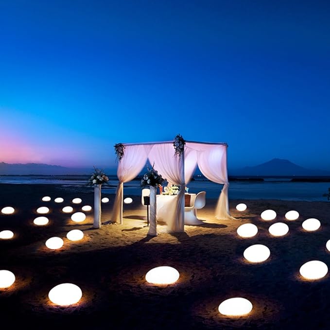 Brosten Havebelysning | 16 Farver LED Lys | Vejrbestandig Udendørs Lampe | Fjernbetjening | USB-C Oplader | Lang Batteritid | Elegant