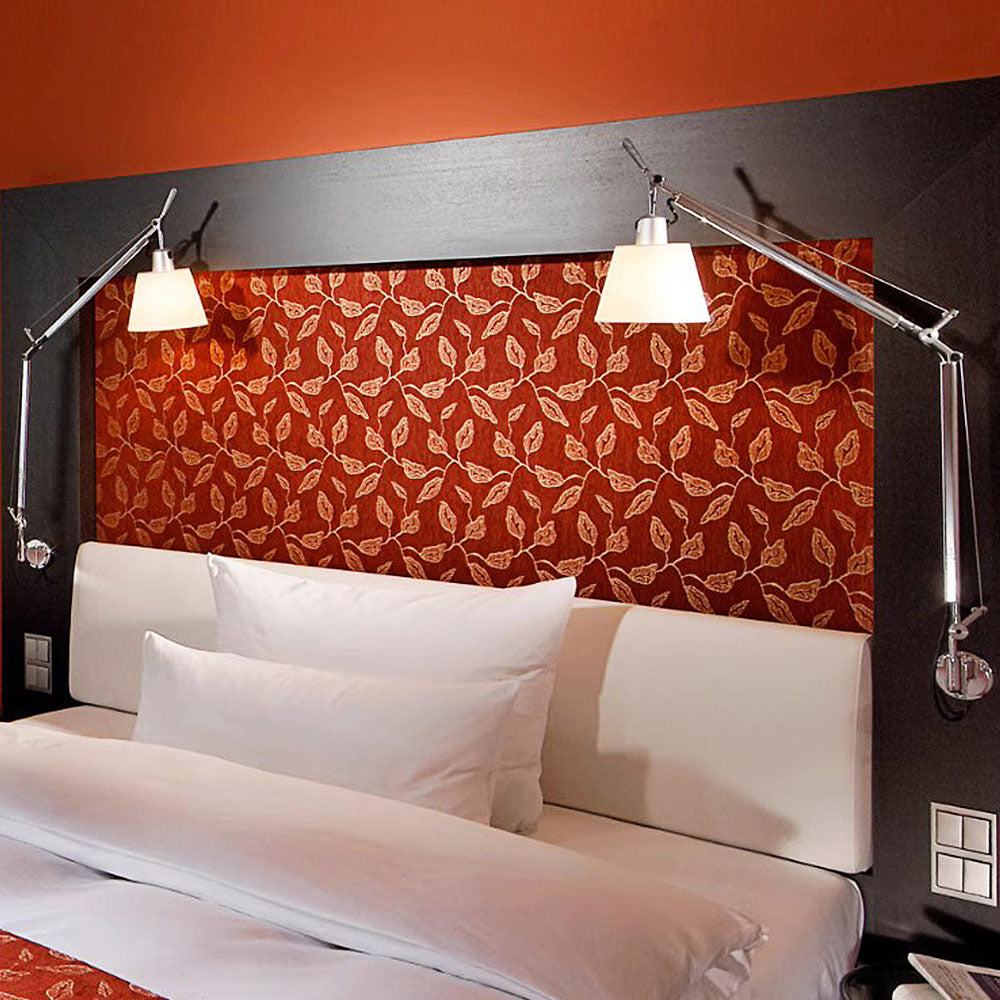 Moderne Sølvfarvet Drejelig Væglampe | Elegant Design | Tilpasselig Belysning | H43 x Ø43 cm | Stof & Jern Materiale | CE & UL Certificering | Ideel