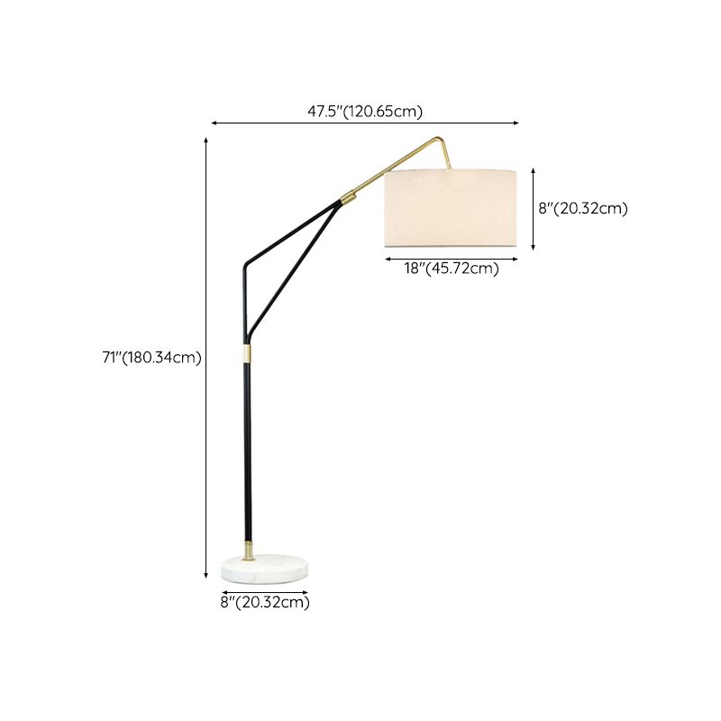 Soventina | Stilren gulvlampe | Modernistisk design | Effektiv belysning | Stabil base | Materialer af høj kvalitet | Elegant look til stue,