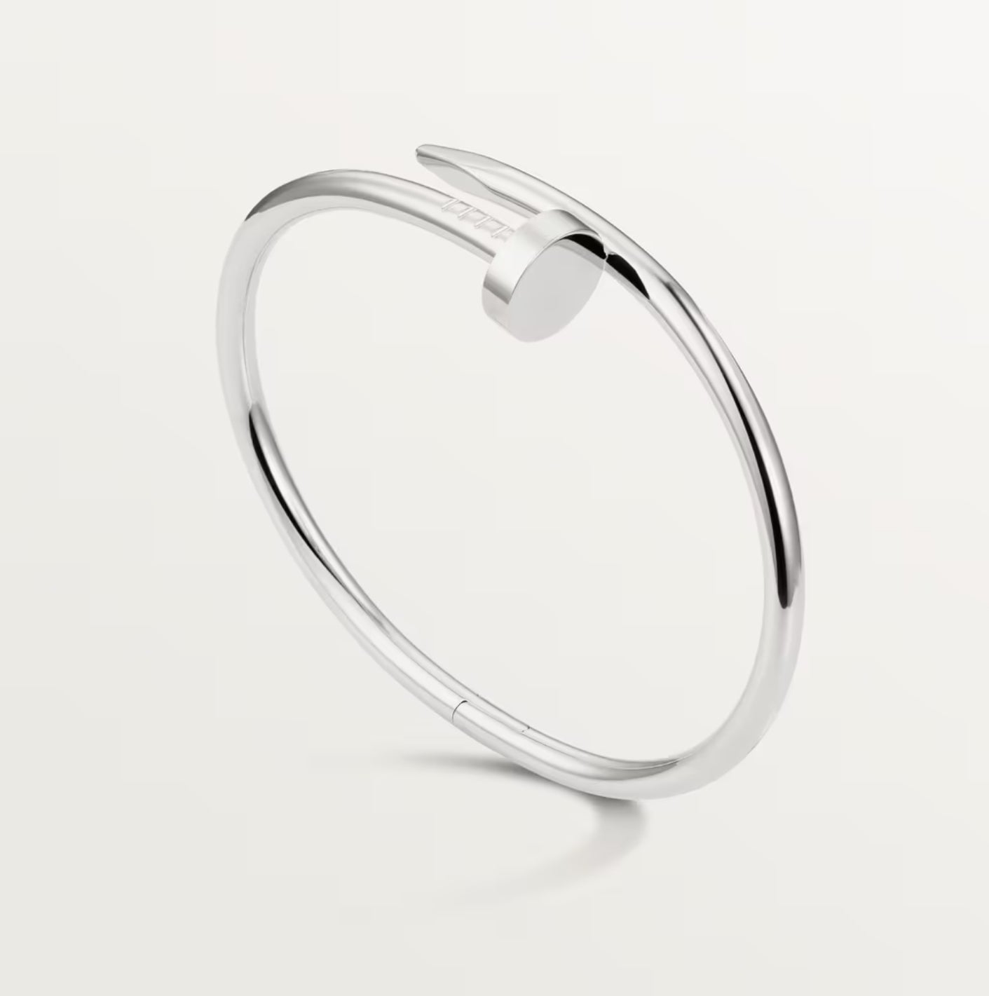 Rion Sølv Armbånd | Elegant Nail-Inspireret Design | Raffineret Minimalisme i Høj