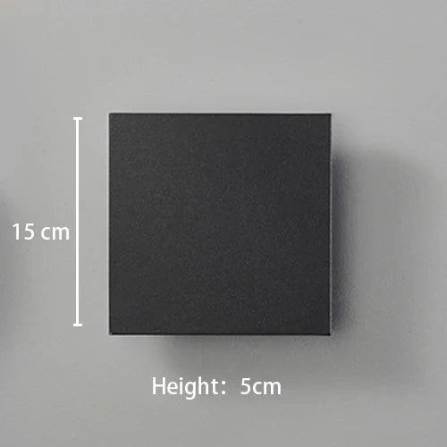 AquaShield LED | Udendørs Vægmonteret Lampe | Vandtæt Moderne Design | Funktionel Belysning til Have og Terrasse | Let At Installere | IP65