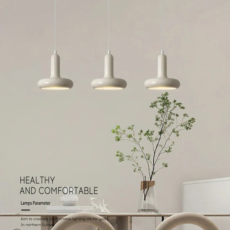 WaveGlow | Justerbar LED Pendel | Moderne Køkkenbelysning | Aluminium & Plastik | Energibesparende Design | 100 cm