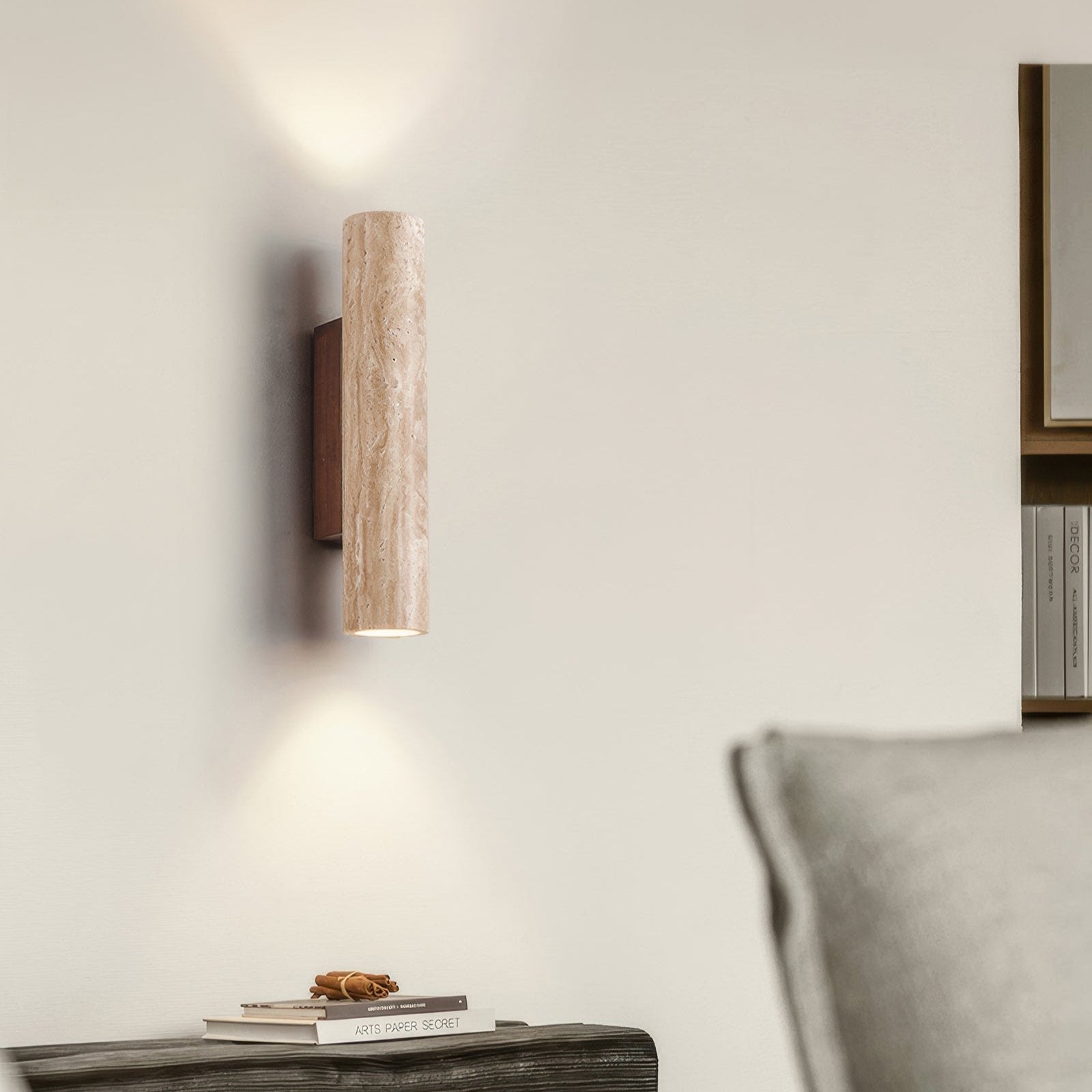 KAMELLE | Elegant Væglampe i Høj Kvalitet | Energibesparende Design | Alsidig Belysningsløsning til Enhver Stil i