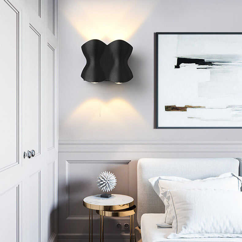 Vandtæt LED-væglampe | Moderne design | Slankt aluminium | Sort | Nem installation | 4-8 lys enheder | Perfekt til soveværelse, stue, entre