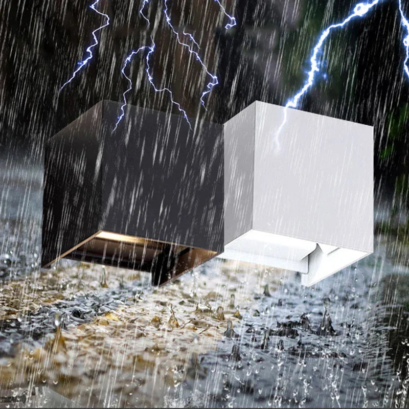 AquaShield | Moderne udendørs belysning | Sort-grå aluminium | Vandtæt lampe | Nem installation | Energisparende | 85-265V | 10 cm x 5 cm x 10 cm