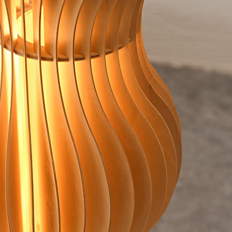 Celso | Moderne Design | Bølgede Gulvlampe | Høj Kvalitet | Effektiv Belysning | Stue | Soveværelse | Holdbar