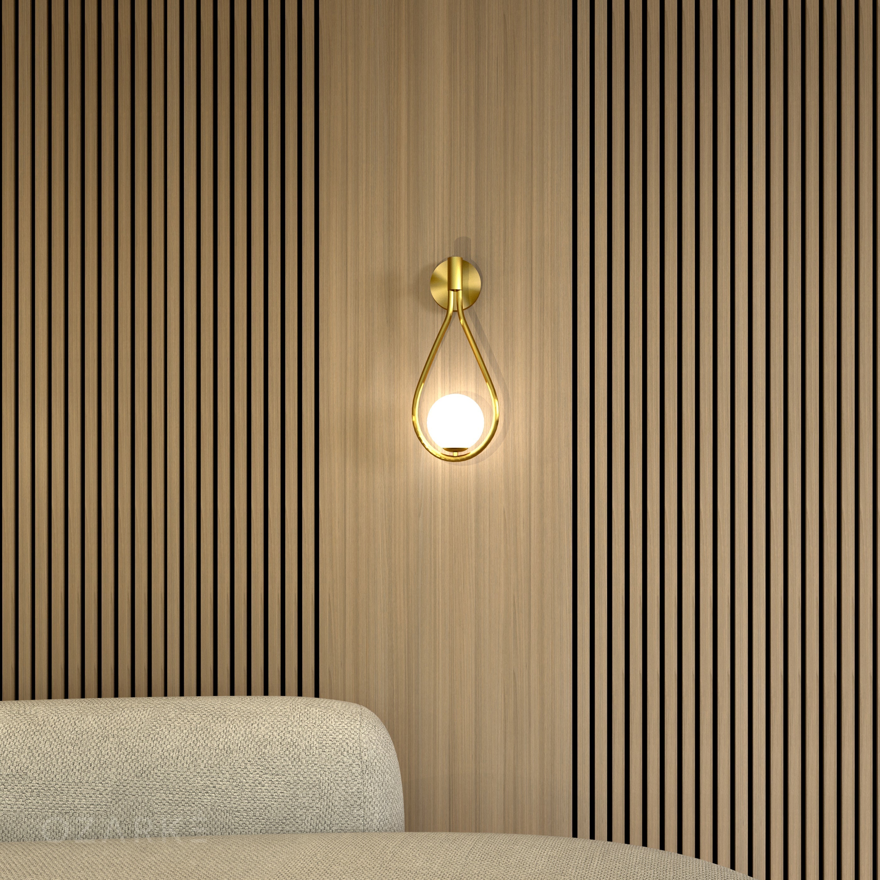 Tear Drop Væglampe | Guld Dråbeform | Moderne Design | Jern & Glas | 45 cm Højde | Inklusiv G9 Pære | Varmt Lys 3000K | Elegant Belysning Til