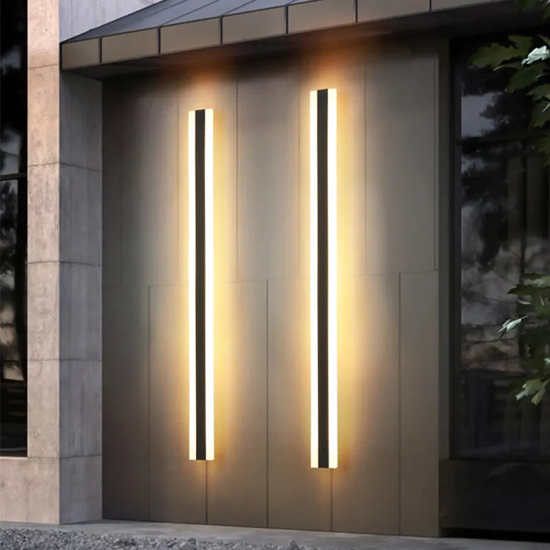 Vejrbestandig LED-vægbelysning | AquaLicht fra Luminoir | Slankt og moderne design | Til terrasser og haver | IP65 vandtæt | Nem installation