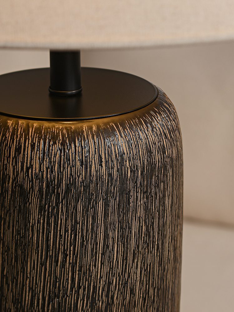 Forvitret Trægulvlampe | LED & Edison Kompatibel | E26/E27 | 60W Maks | Rustikt Design | Ø 50/55 cm x H 80/110 cm | Perfekt til Moderne Indretning