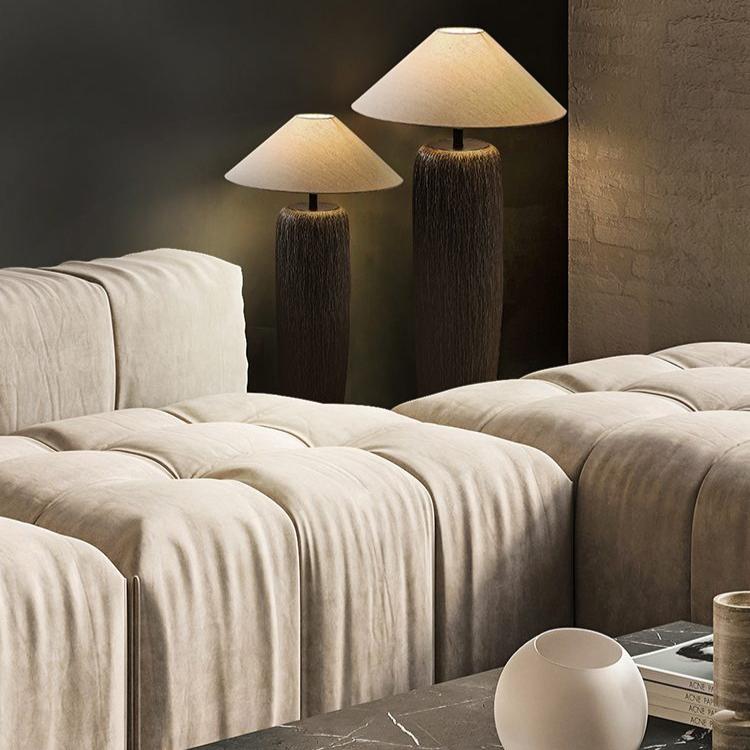 Forvitret Trægulvlampe | LED & Edison Kompatibel | E26/E27 | 60W Maks | Rustikt Design | Ø 50/55 cm x H 80/110 cm | Perfekt til Moderne Indretning