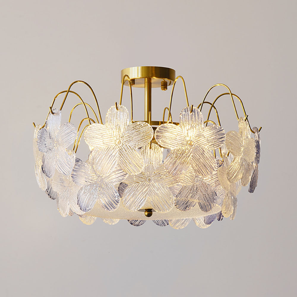 Blomstformet lysekrone i farvet glas | Tidløs elegance til stue og spisestue | Håndlavet detalje | Flere farvemuligheder | Dimensioner: Diameter