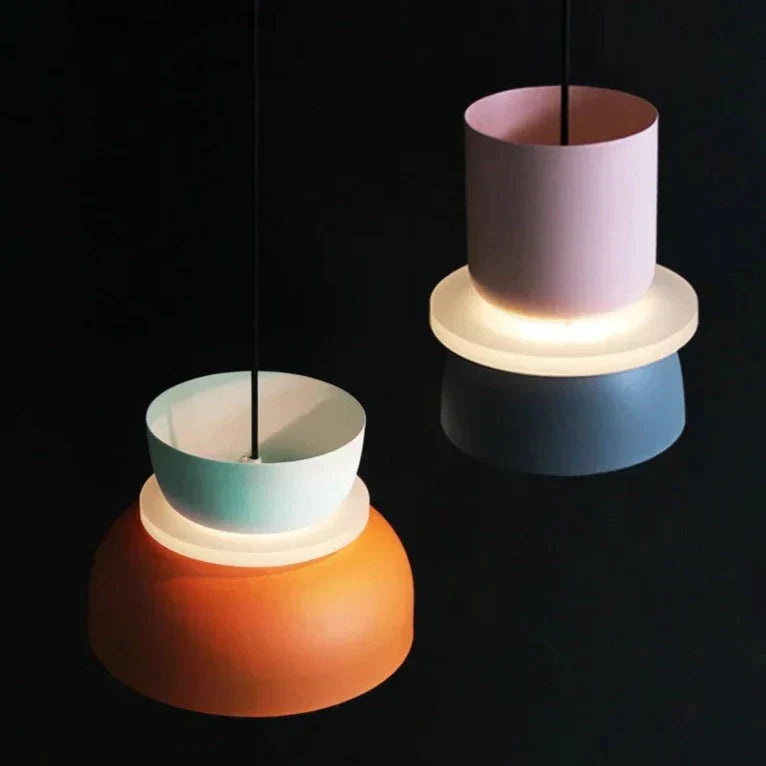 Nordisk Hængelampe | Macaron Stil | Moderne Design | Platinbelagt Jern | Akrylskærm | LED Lyskilde | Stilfuld Loftsbelysning | Elegance til Stue