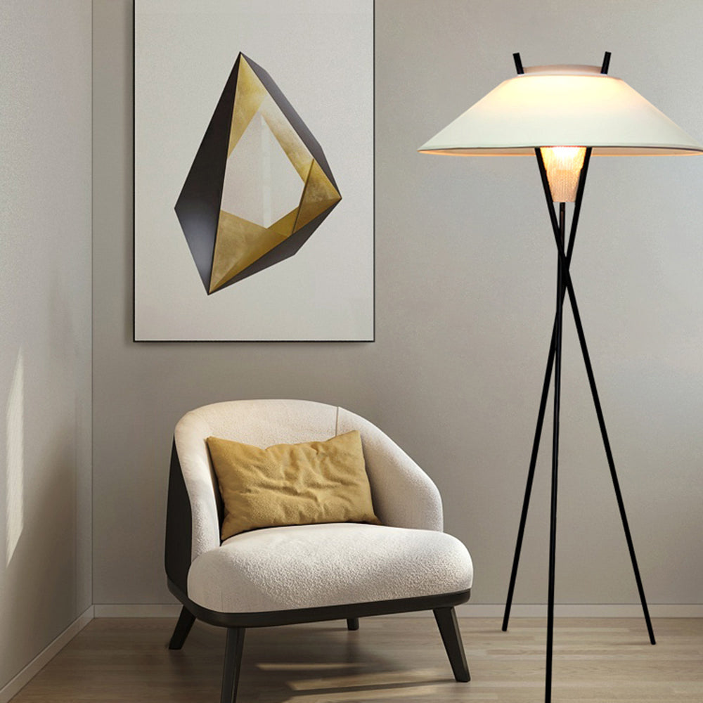 Montrevia gulvlampe | Moderne design | Minimalistisk finish | Høj kvalitet | Effektiv belysning | Perfekt til stue, soveværelse, kontor | Holdbar