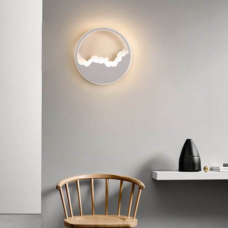 Oval LED Væglampe | Moderne Design | Bølget Look | Jern og Akryl Materiale | 14-19W | 1400-1900lm | Grå | Til Stue eller Soveværelse | Nem