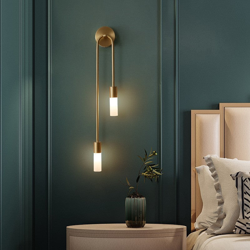 Meza Moderne LED Lampe | 2 Lyskilder | Guld Finish | Elegant Belysning til Stue og