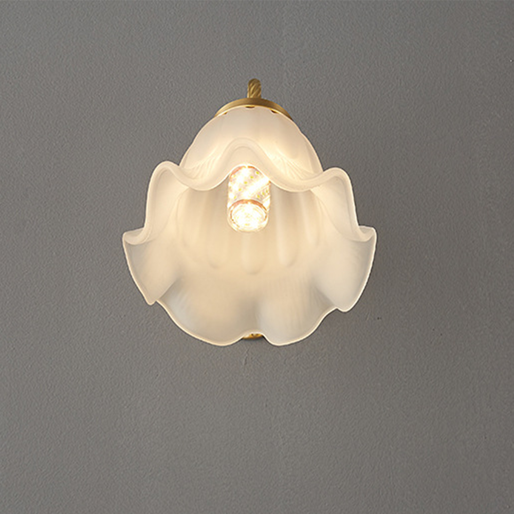 Retro Glamour Vægbelysning | Fransk Inspireret | Glasdetaljer | H29cm x Ø20cm | E27 Fatning | CE & UL Certificeret | Stilfuld Elegance til