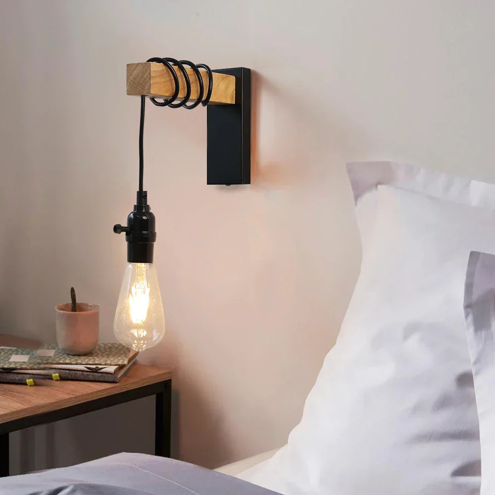 Væglampe i egetræ og metal | Rustik industrielt design | E27 fatning | 220V | Ideel til stue, soveværelse eller gang | Høj kvalitet | Dimensioner:
