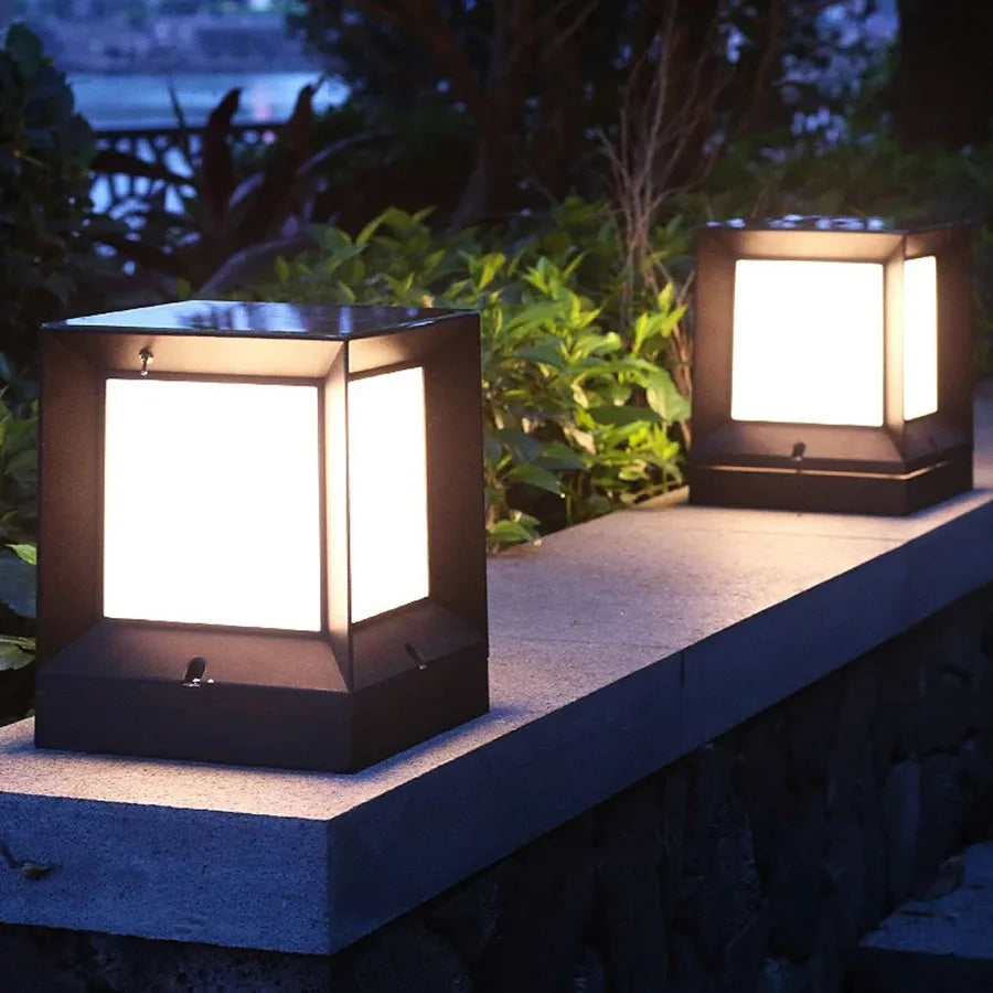 KubusLux | Udendørs LED-lampe | Kubedesign | Aluminium | Moderne belysning til have, terrasse og indkørsel | Forskellige størrelser | Vejrbestandig