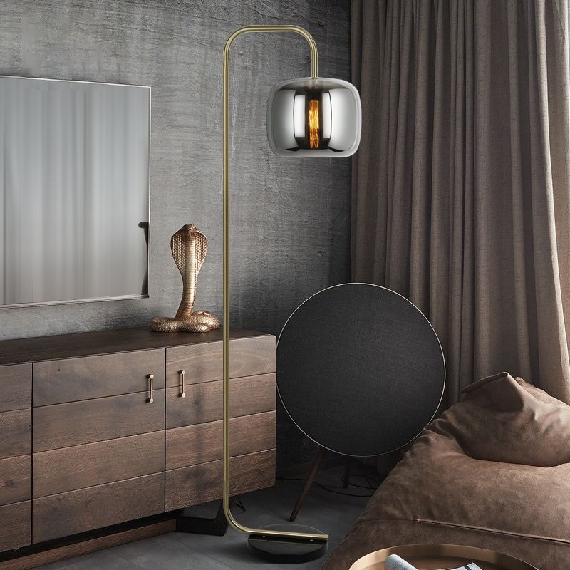 Tarvienne | Moderne gulvlampe | Stilrent design | Effektiv belysning | Holdbar konstruktion | Ideel til stue og