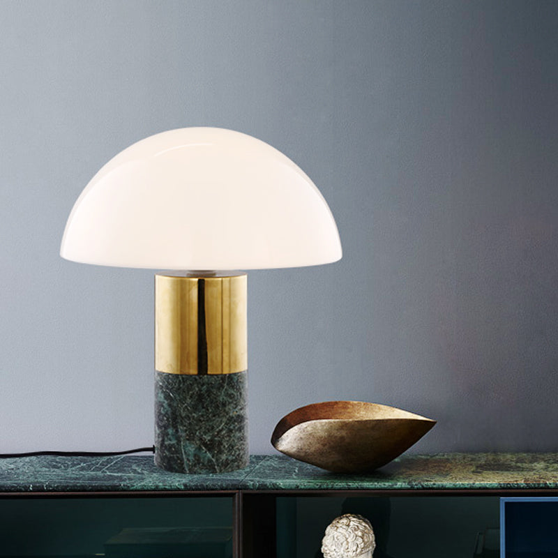 DomeGlow | Bordlampe | Matteret Glasskærm | Høj Kvalitet Glas & Metal | Moderne Design | Hvid & Grøn | E26/E27 Base | LED-Kompatibel | Stilfuld