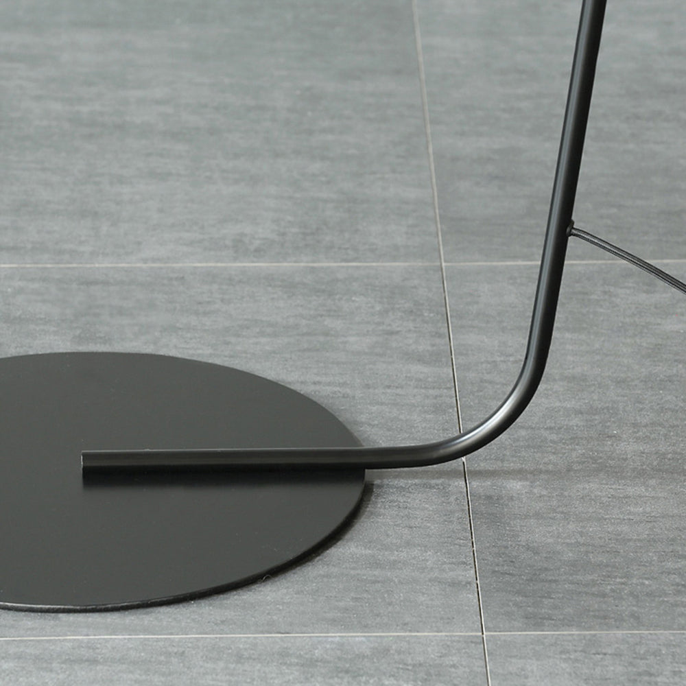 Pelario | Moderne og Stilfuld Gulvlampe | Slankt Design | Ideel til Stue og Kontor | Holdbar Konstruktion | Effektiv