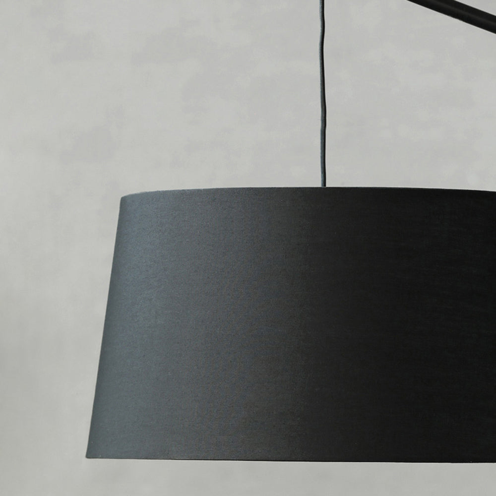 Pelario | Moderne og Stilfuld Gulvlampe | Slankt Design | Ideel til Stue og Kontor | Holdbar Konstruktion | Effektiv