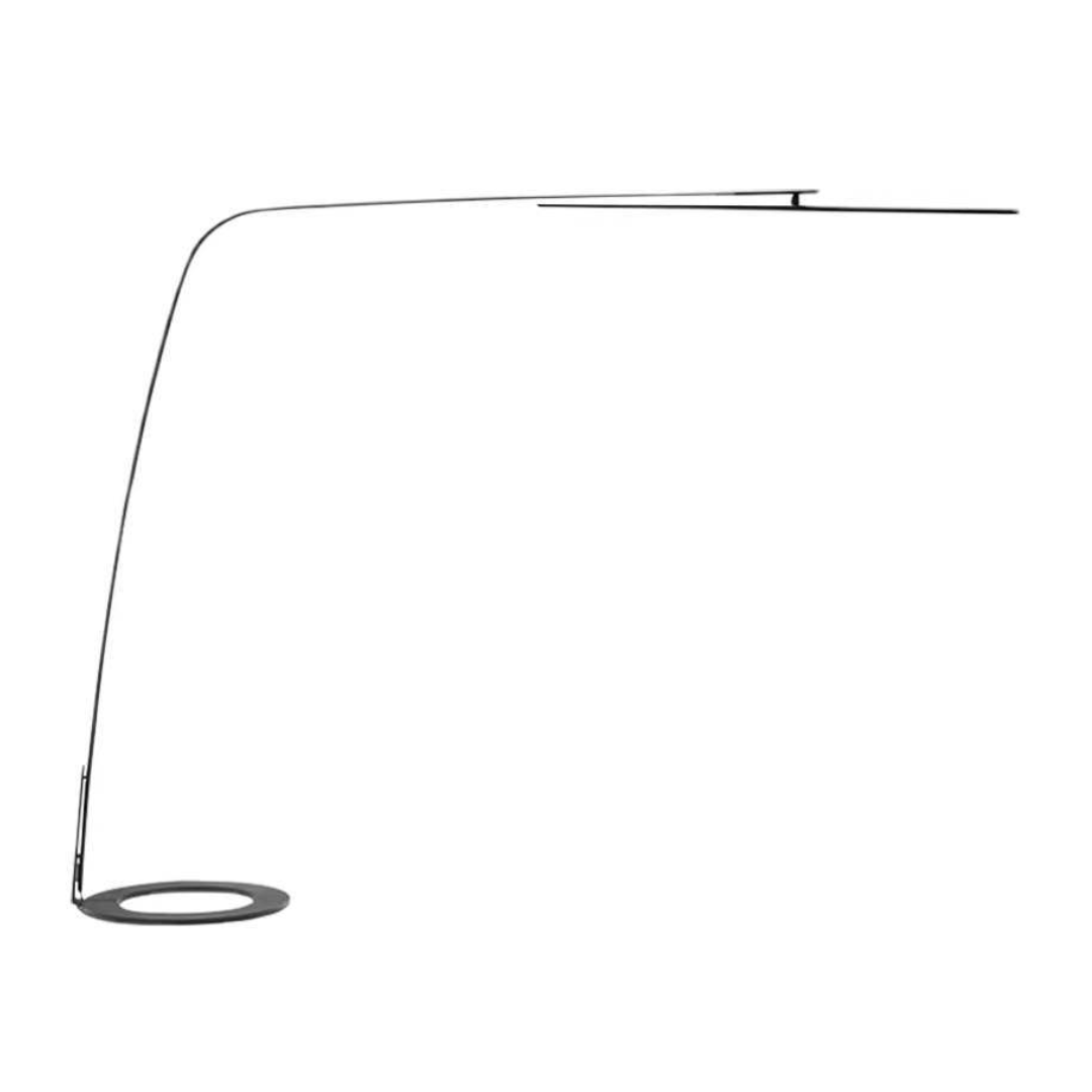 Shiena | Buelampe i moderne design | Justerbar belysning til stue | Minimalistisk indretning | Slank og elegant form | Holdbar konstruktion | Perfekt