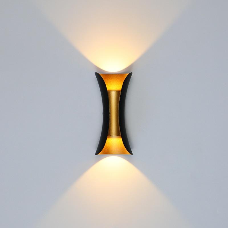 Judith | Wall Lamp