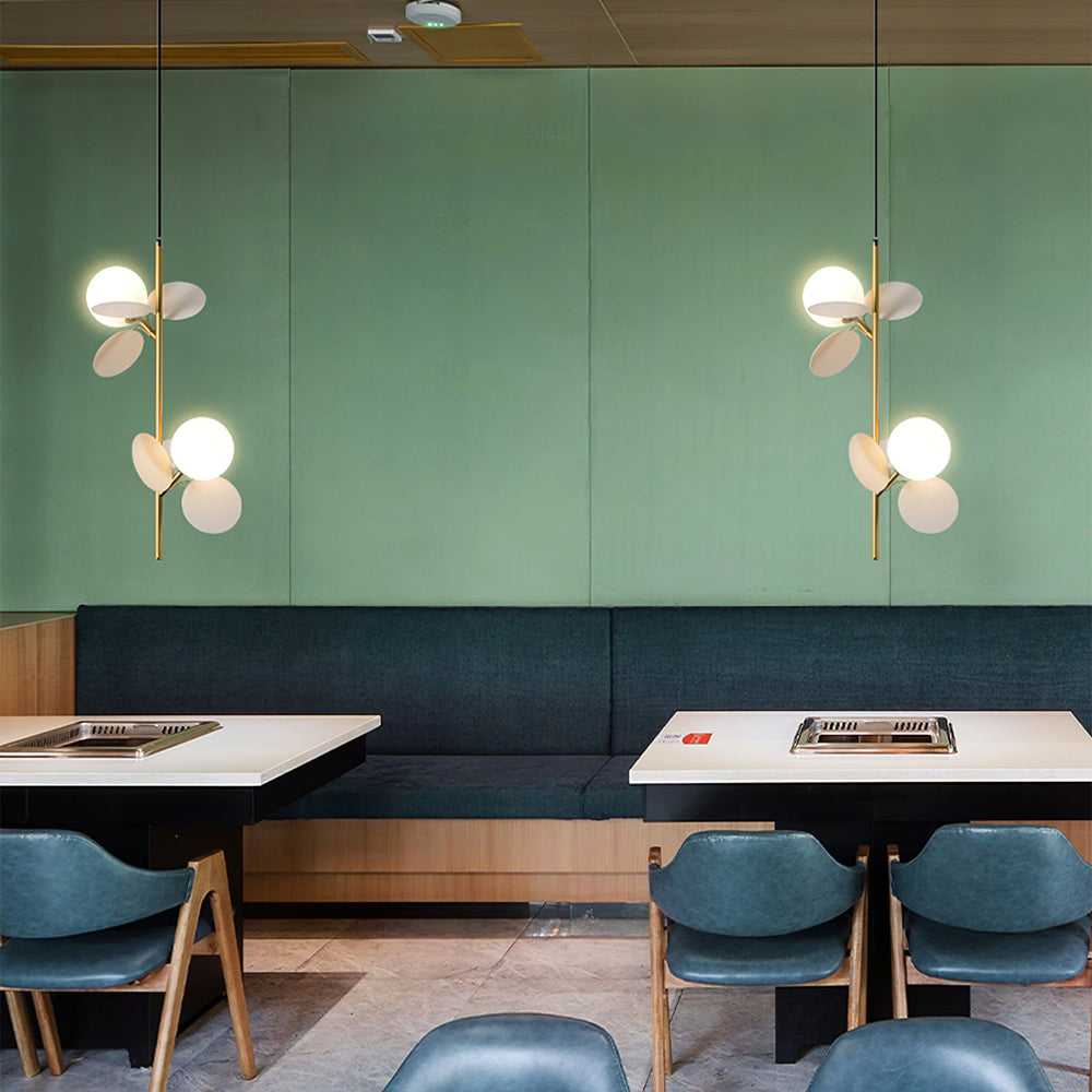 Glas Lysekrone | Kunstnerisk Design | PVC Elementer | Tilpasset Belysning | E27 Sokkel | Perfekt til Soveværelse & Stue | Moderne Udtryk | Ikke Inkl.