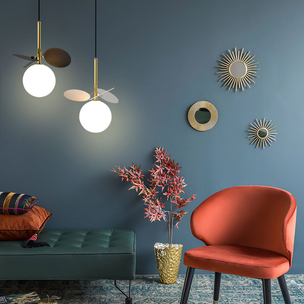 Glas Lysekrone | Kunstnerisk Design | PVC Elementer | Tilpasset Belysning | E27 Sokkel | Perfekt til Soveværelse & Stue | Moderne Udtryk | Ikke Inkl.