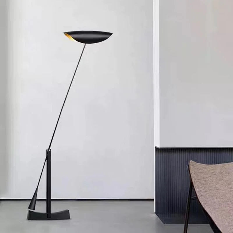 Feranvia | Moderne Gulvlampe | Tidssløst Minimalistisk Design | Stabil Base | Høj Kvalitet | Effektiv Belysning | Passer til Stue, Soveværelse,