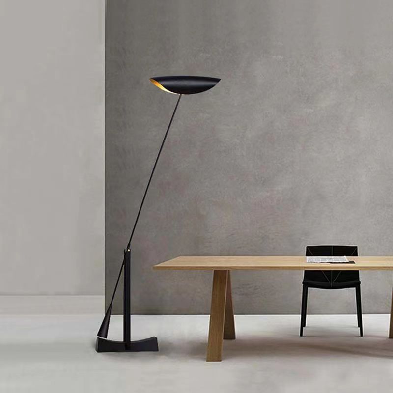 Feranvia | Moderne Gulvlampe | Tidssløst Minimalistisk Design | Stabil Base | Høj Kvalitet | Effektiv Belysning | Passer til Stue, Soveværelse,