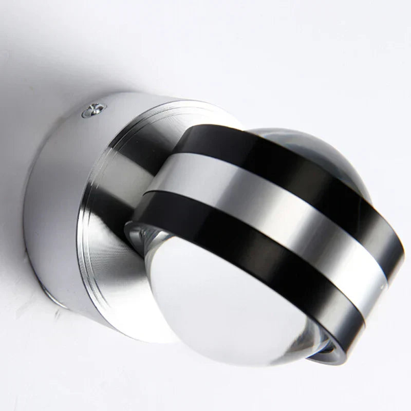 Luminoir | Elegant LED Væglampe | Krystal & Metal | Energieffektiv | 3000K Varm Hvid | 8W | 35x15x10 cm | Moderne Design | Perfekt til Stue og