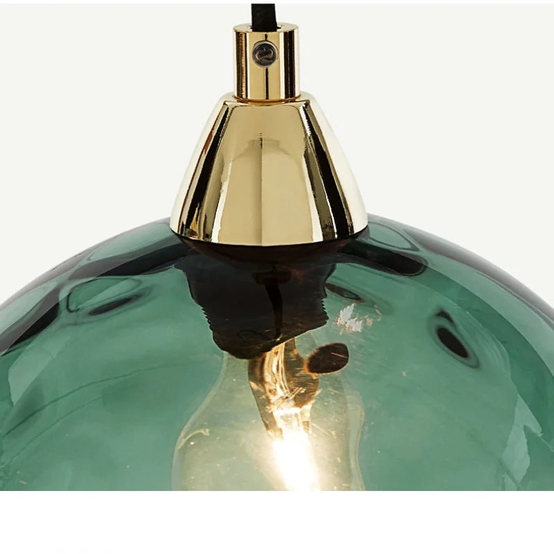 Glaskugle Hængelampe | Elegant Design | Varm Hvid eller Kølig Hvid Belysning | Ø18 cm | E27 Fatning | Perfekt til Stue, Spisestue eller Soveværelse