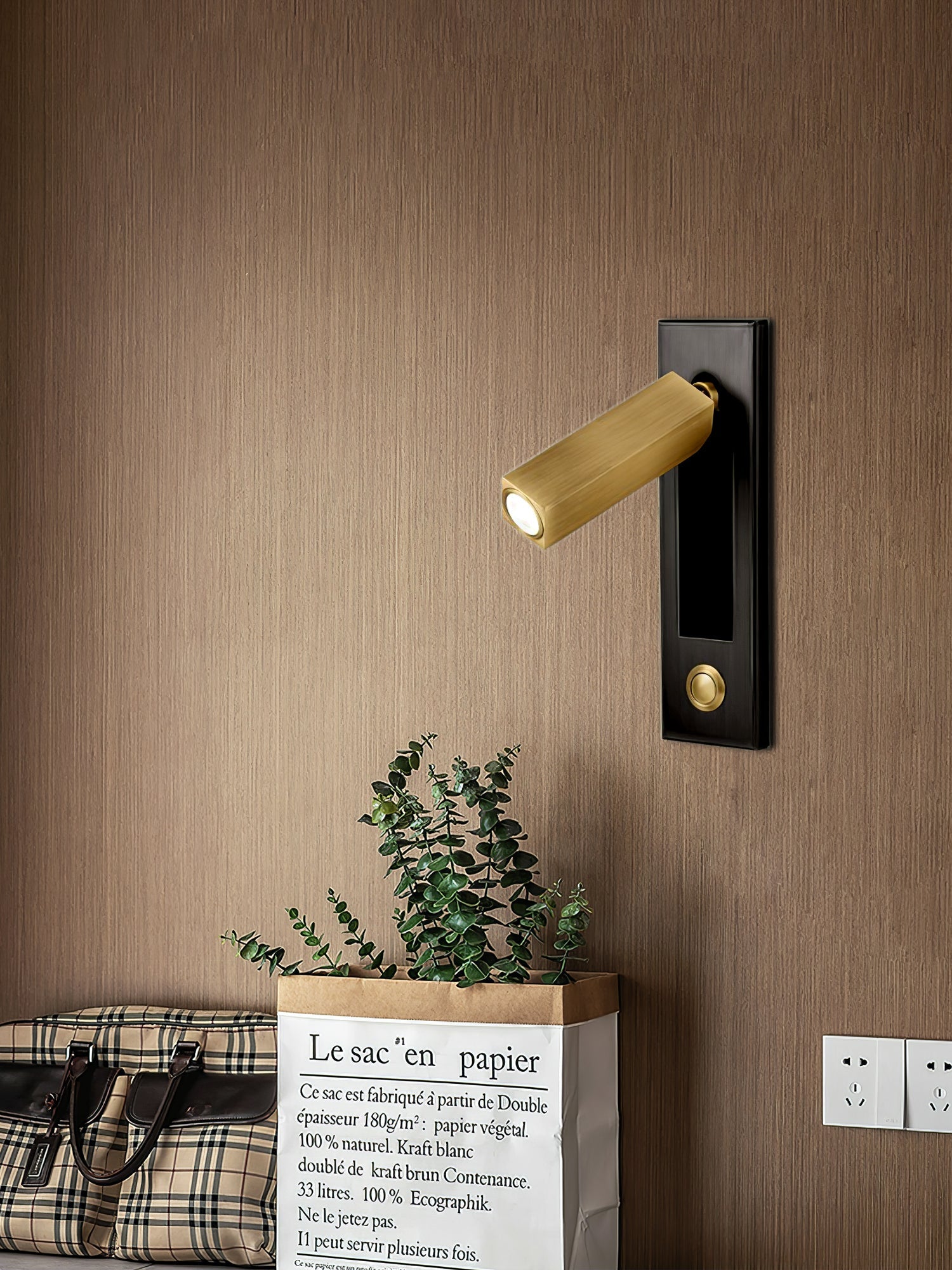 Vera | Sconce