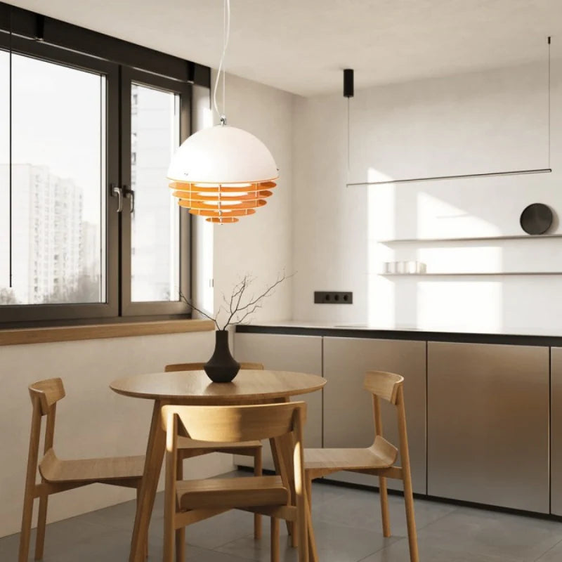 Hrafen Loftlampe | Glas Pendel | Unik Dome Design | Orange og Hvid | Elegant Atmosfære | E27 Fatning | Moderne Belysning | Akryl og Metal | 110-240V