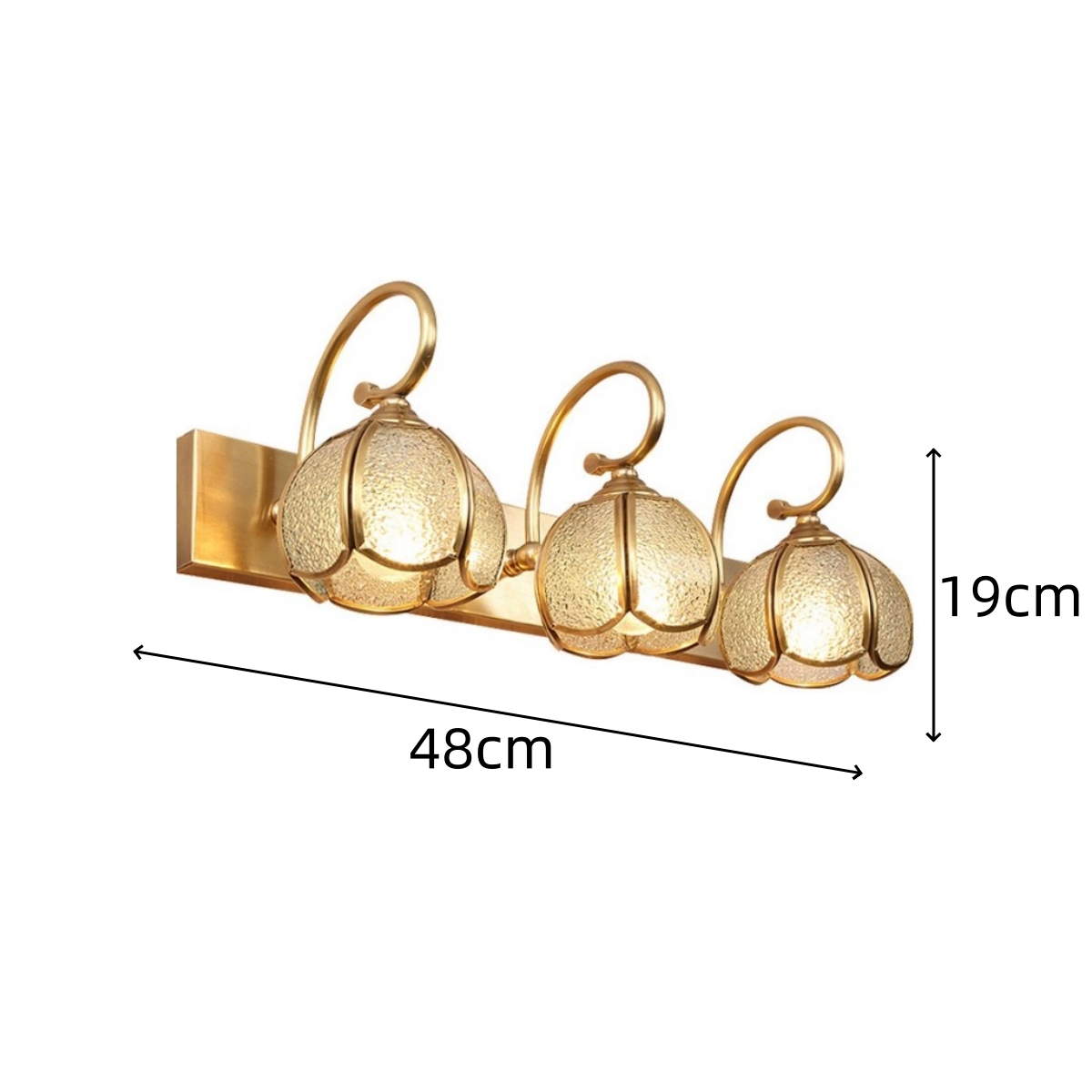 Klassisk badeværelsesarmatur | Guld | Messing og glas | LED | D48cm x H19cm | Tidløst design | Flerhovedet lys | Sofistikeret