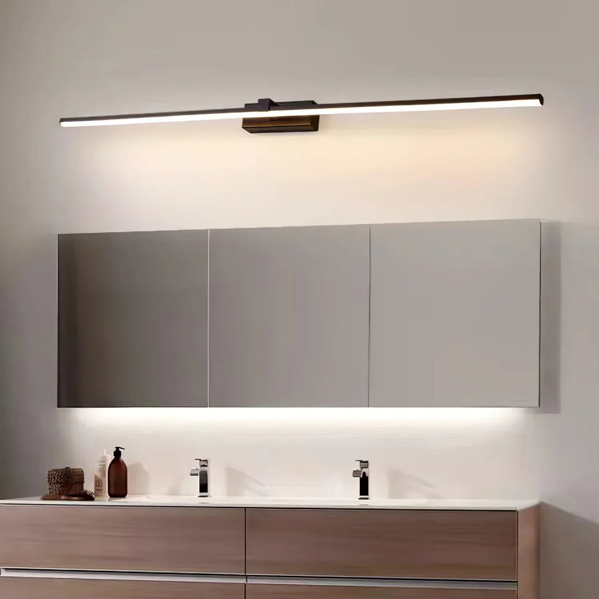 Edith | Linear Wall Light